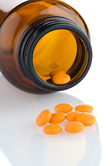 Image showing Pills from bottle