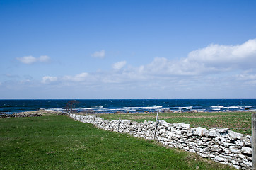 Image showing Stonewall by the coast