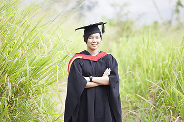Image showing Asian woman graduation