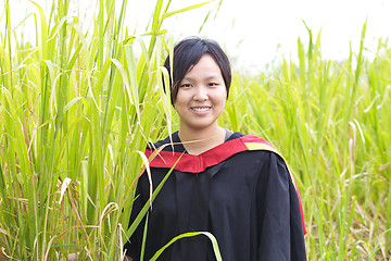 Image showing Asian woman graduation