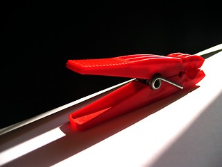 Image showing ''Red clothes peg 1''
