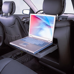 Image showing car and laptop