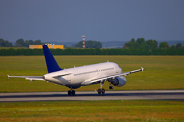 Image showing Plane landing