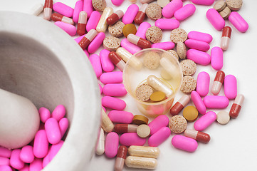 Image showing Pink drugs (tablets)