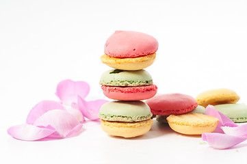 Image showing Rose petals and macaron cookies