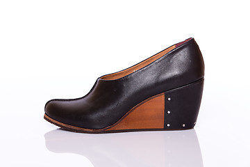 Image showing Woman leather shoe