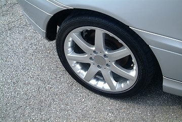 Image showing car tire