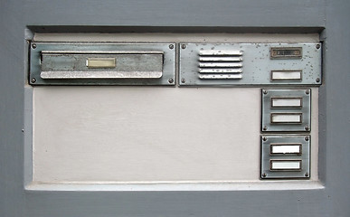 Image showing rundown doorbell plate