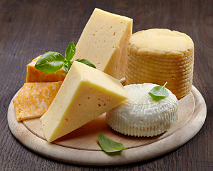 Image showing Various types of cheese