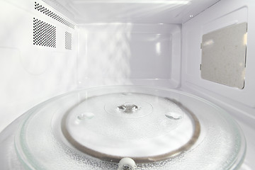 Image showing Inside of microwave