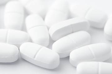 Image showing White drug pills