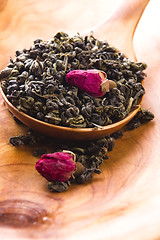 Image showing Green tea whit rose