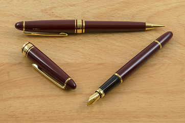Image showing Fountain Pen and Pencil Set 02