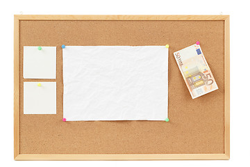 Image showing empty note papers on cork board