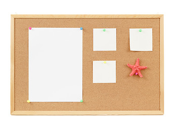 Image showing empty note papers on cork board