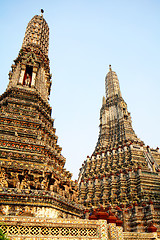 Image showing Wat Arun in Bangkok, Thailand