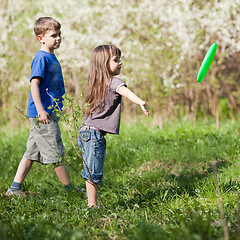 Image showing Kids playing outside