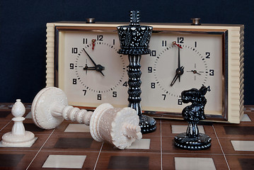 Image showing Chess with clock.