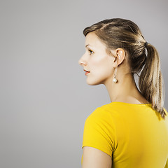 Image showing sideview woman