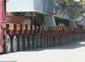 Image showing Detail of heavy-lift equipment