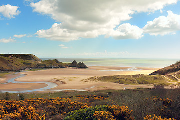 Image showing Three Cliffs bay in Wales
