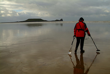 Image showing searching at the ebb