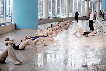 Image showing happy children group  at swimming pool