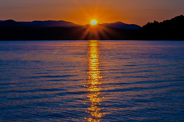 Image showing Lake Jocassee sunrise