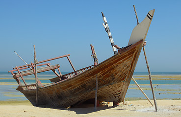 Image showing Beached dhow at Wakrah