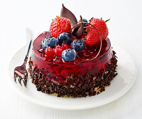 Image showing cake with fresh berries and chocolate