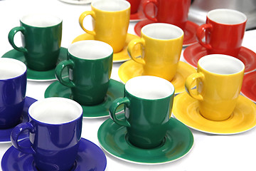 Image showing color cups in green, red, blue and yellow colors