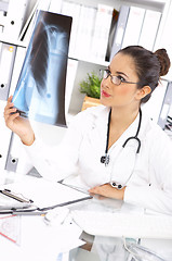 Image showing Female doctor in surgery