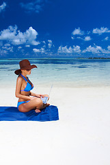 Image showing Woman at Maldives