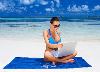 Image showing Woman at Maldives