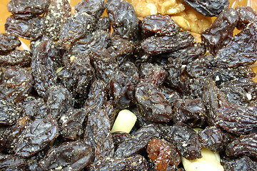 Image showing dried raisins