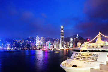 Image showing Hong Kong skyline with cruise