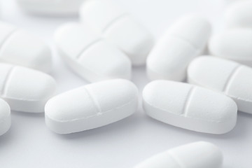 Image showing White pill