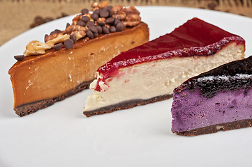 Image showing cheesecake with chocolate and nuts