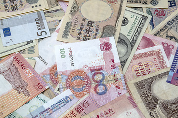 Image showing different currencies