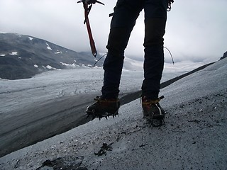 Image showing Trekking on Storbrean