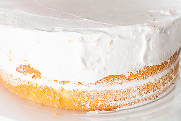 Image showing Vanilla sponge cake decorate with whipped cream 