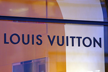 Image showing Louis Vuitton shop