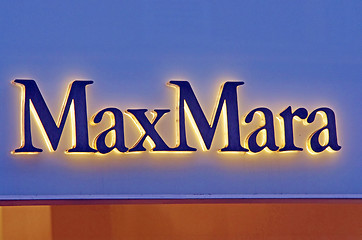 Image showing MaxMara fashion shop