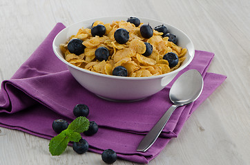 Image showing Cereal and blueberries