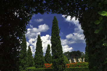 Image showing Arch in French Park.