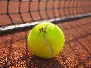 Image showing tennis ball on a tennis court