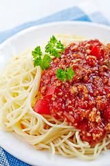 Image showing Spaghetti with minced meat and cheese