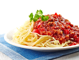 Image showing Spaghetti with minced meat and cheese