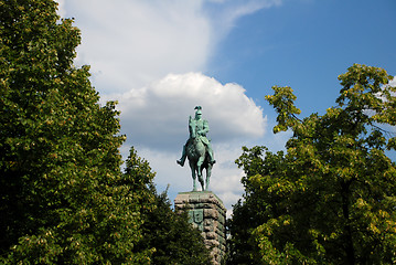 Image showing Monument to Kaiser Wilhelm at the Hohenzollern Bridge