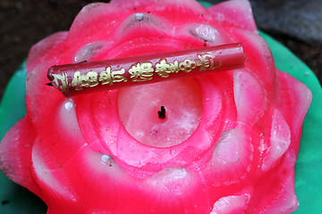 Image showing Pink candle